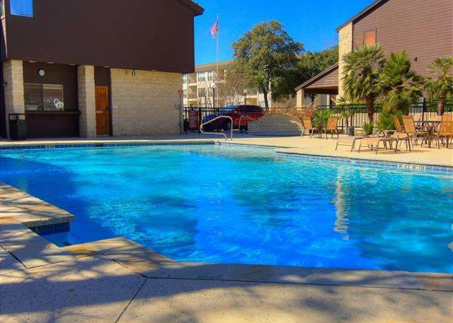 The Iron Cactus Condo On The Comal Cw C102 New Braunfels Kültér fotó